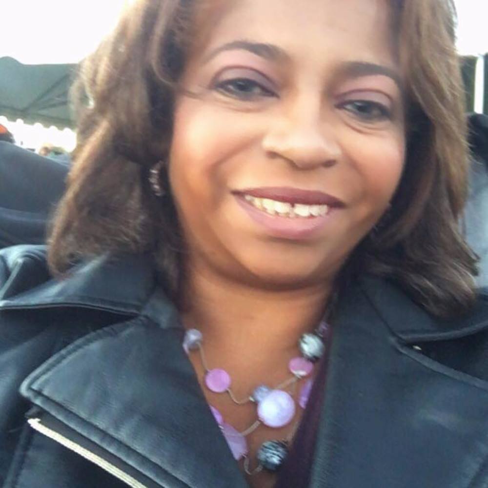 Meet your Posher, Loretta